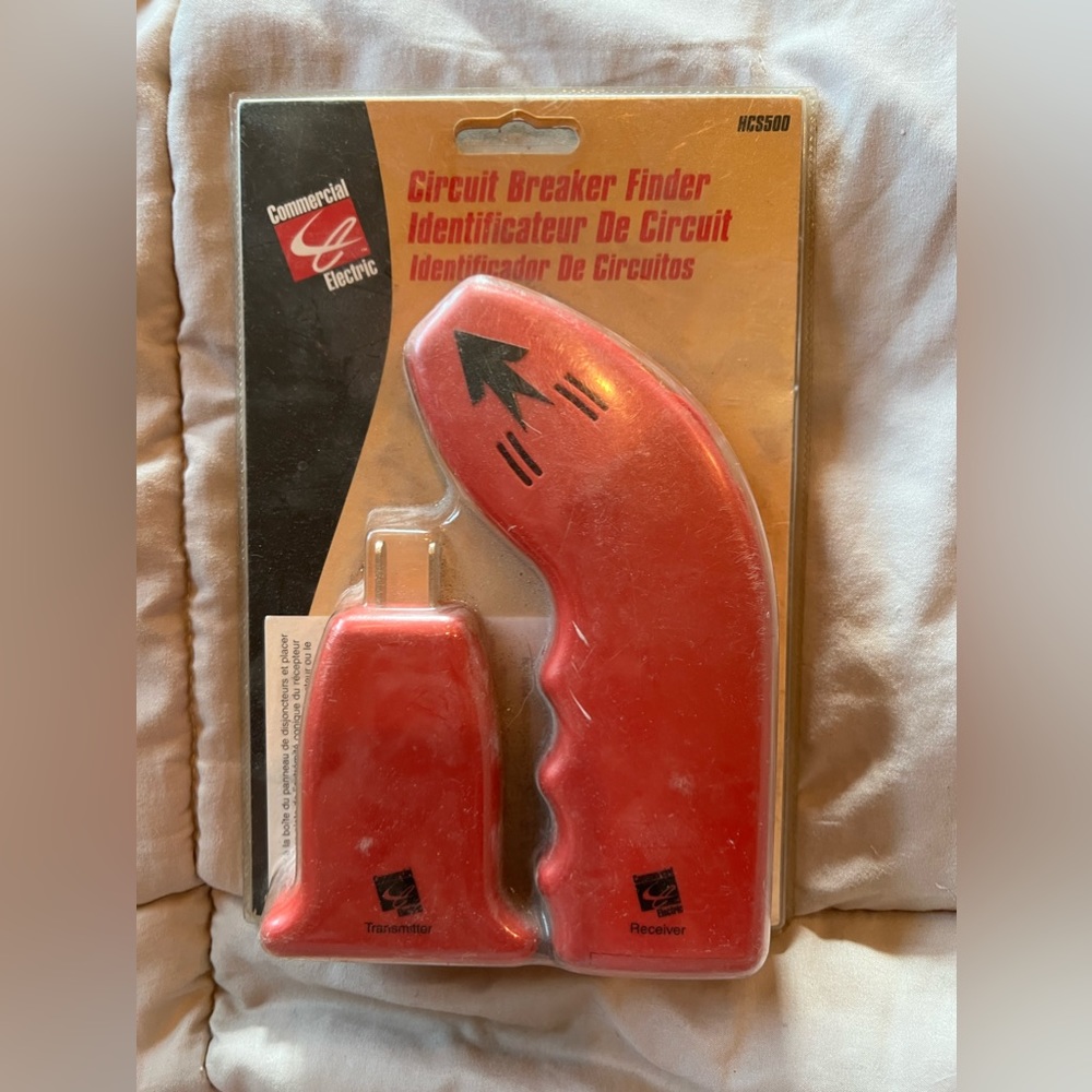 COMMERCIAL ELECTRIC CIRCUIT BREAKER FINDER NEW SEALED